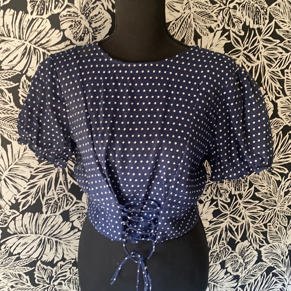 Xhilaration blue polka dot top